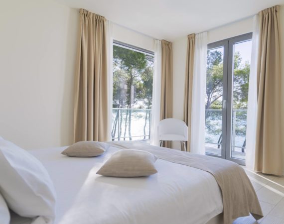 DIEHOLIDAYBUCHT_PICTURES247