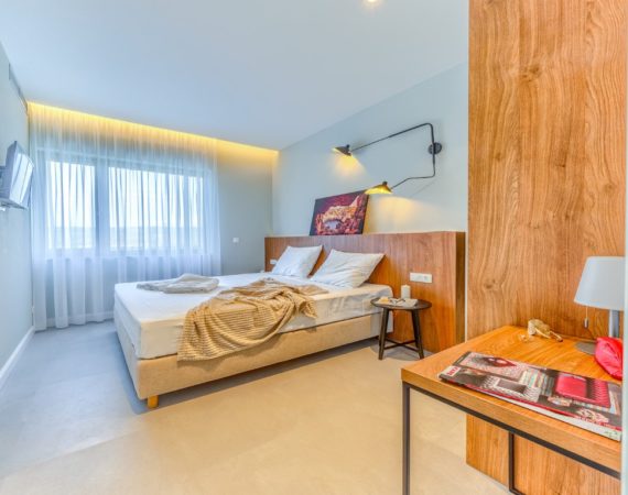 Villa Red - Bedroom07