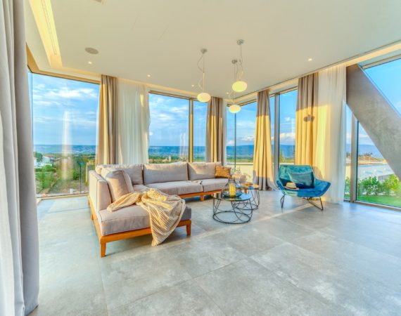 Villa Red - Living Room06