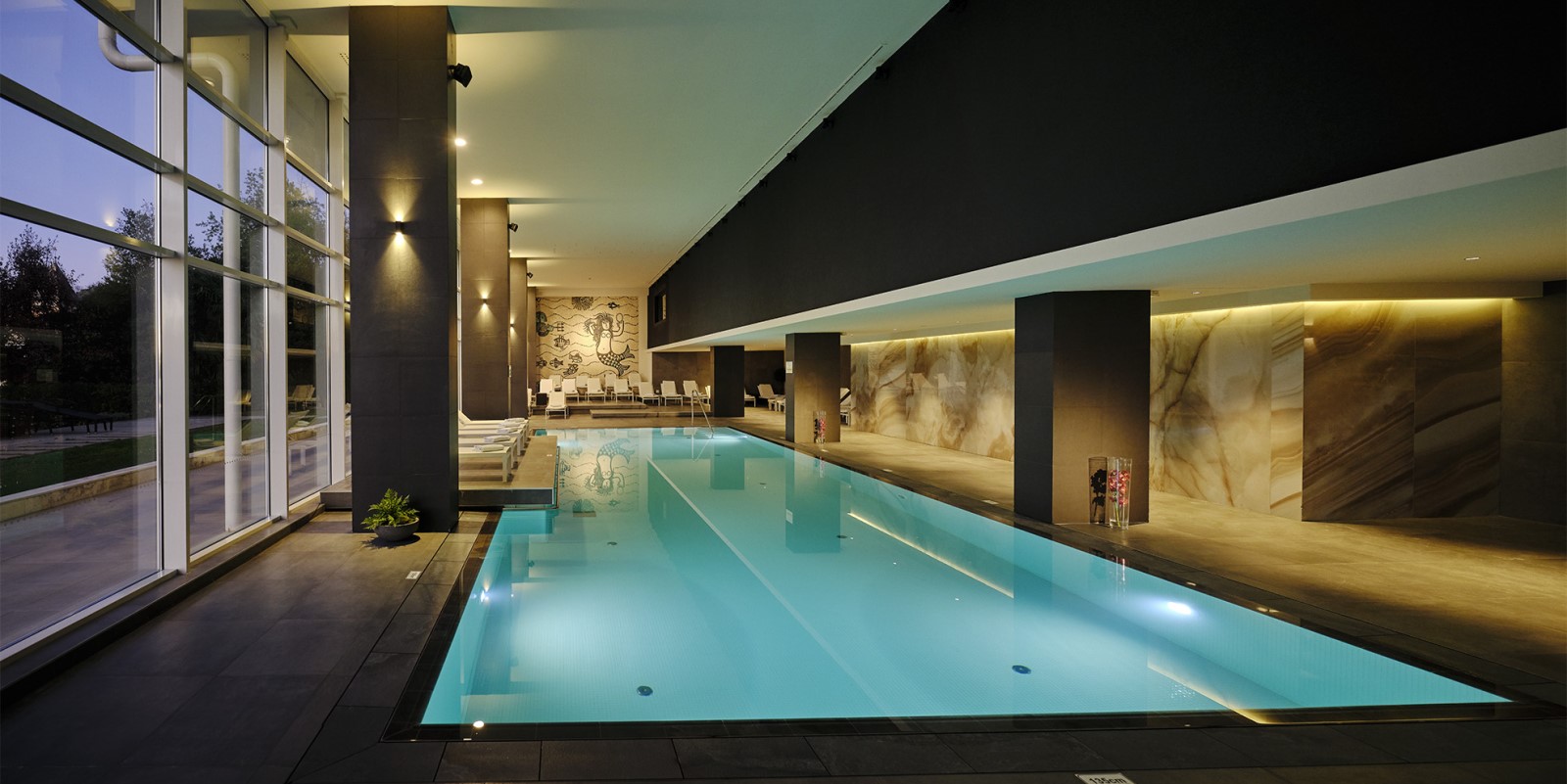ambasador_indoorpool3-1